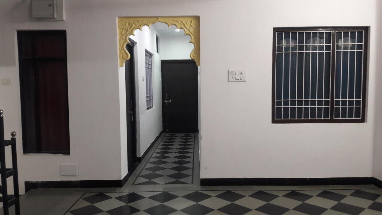 Nandini Paying Guest House Udaipur Buitenkant foto