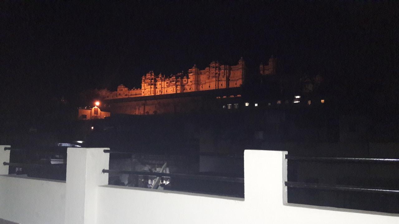Nandini Paying Guest House Udaipur Buitenkant foto